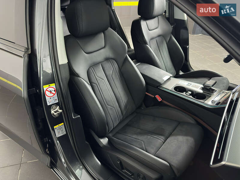 Седан Audi A6 2023 в Казатине