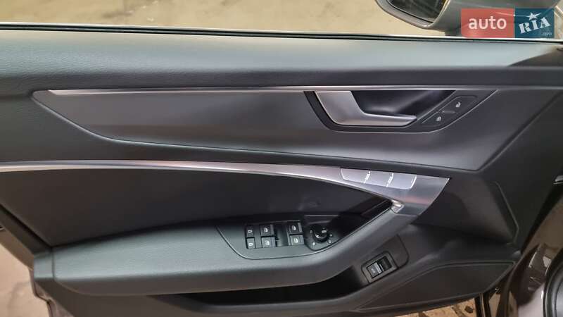 Седан Audi A6 2021 в Киеве