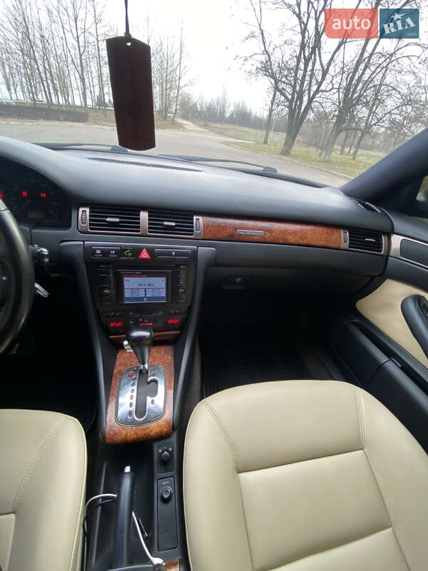 Седан Audi A6 2000 в Южноукраинске