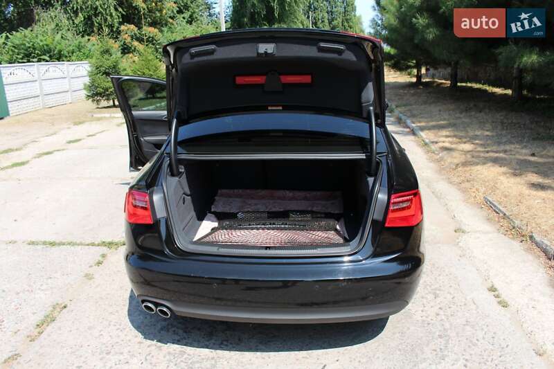 Седан Audi A6 2014 в Днепре