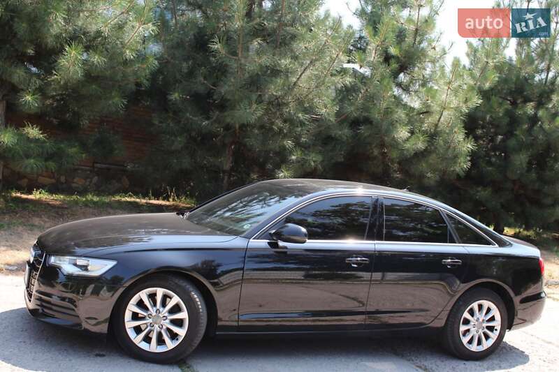 Седан Audi A6 2014 в Днепре