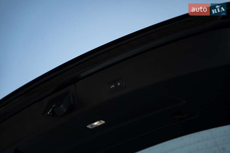 Универсал Audi A6 2021 в Черновцах