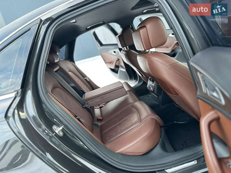 Седан Audi A6 2015 в Тячеве