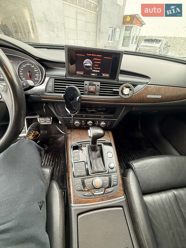 Седан Audi A6 2013 в Новой Водолаге