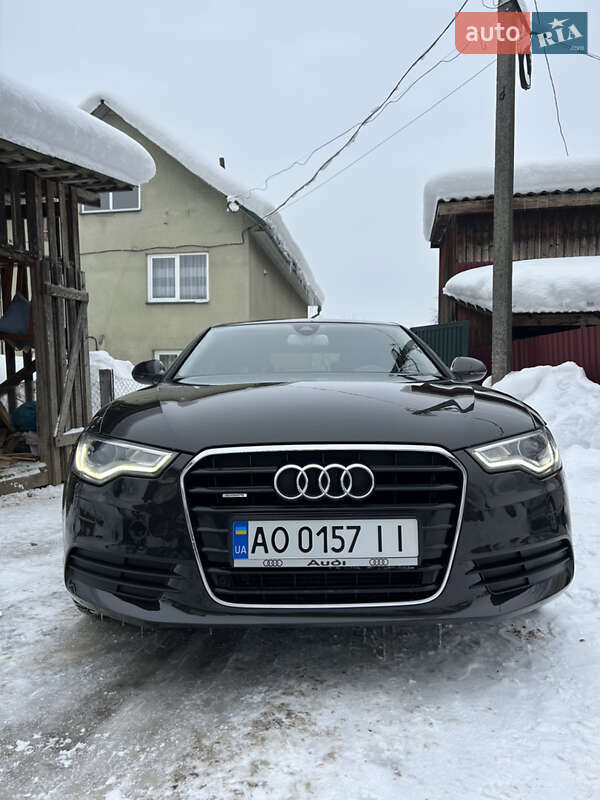 Седан Audi A6 2012 в Тячеве