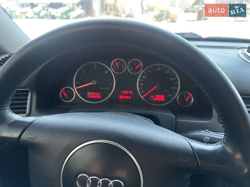 Седан Audi A6 2002 в Иванкове