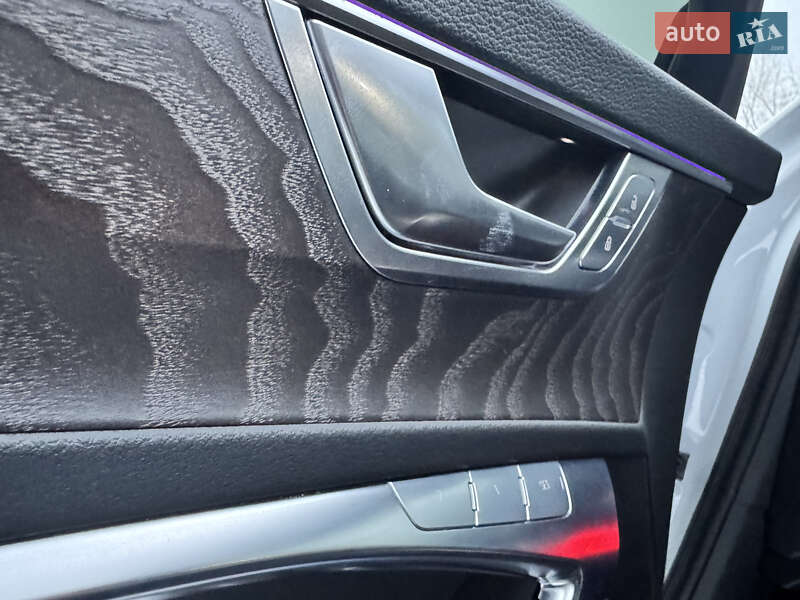 Седан Audi A6 2019 в Киеве