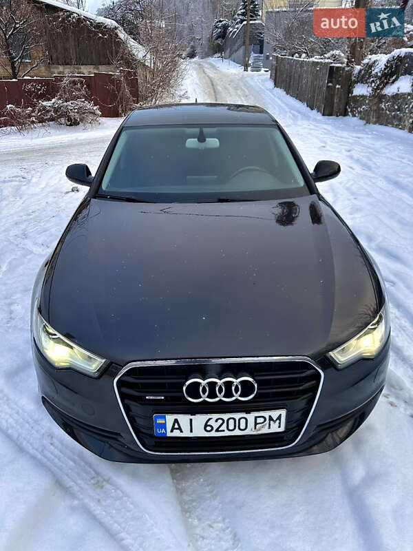 Седан Audi A6 2011 в Киеве