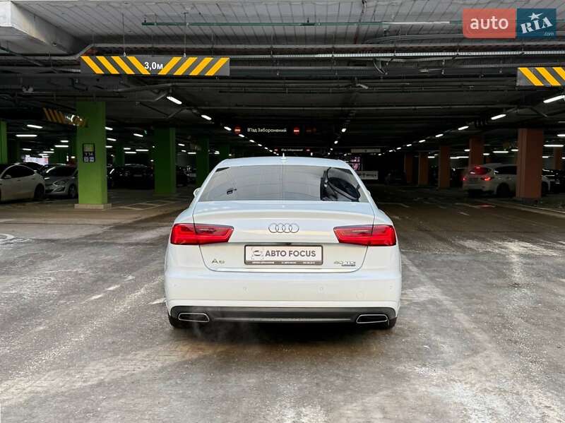 Седан Audi A6 2015 в Киеве