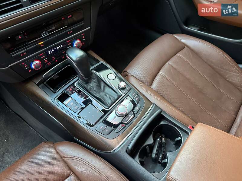 Седан Audi A6 2015 в Киеве