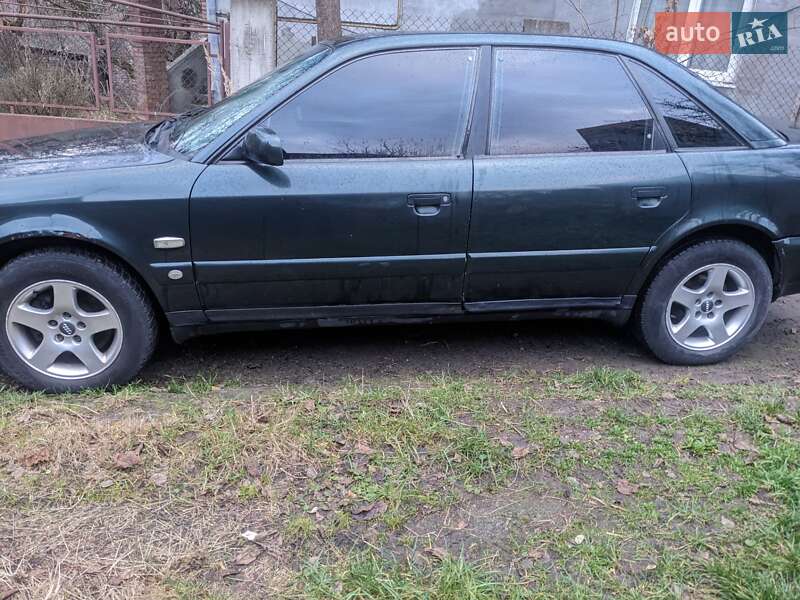 Седан Audi A6 1995 в Львове