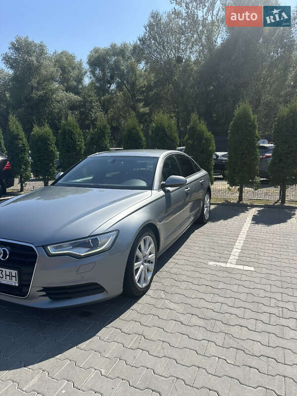 Седан Audi A6 2012 в Хмельницком