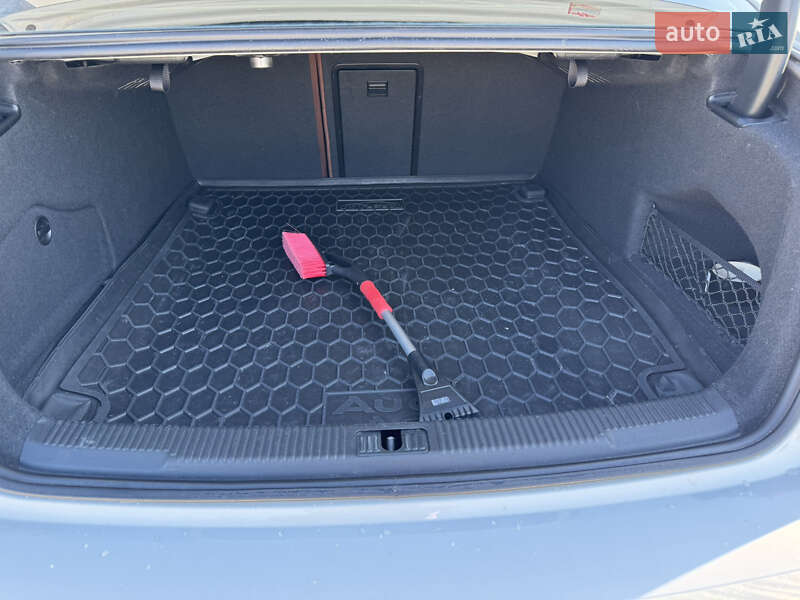 Седан Audi A6 2018 в Львове