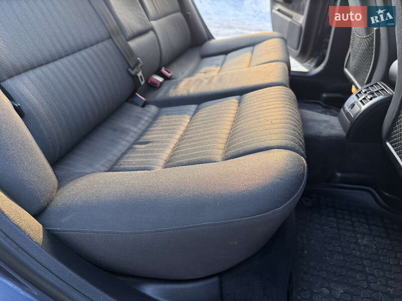 Седан Audi A6 2003 в Рівному