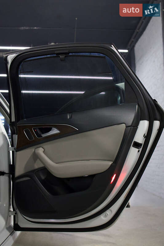 Седан Audi A6 2015 в Кропивницком