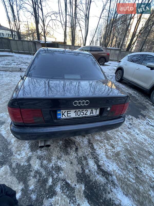 Седан Audi A6 1996 в Кривому Розі