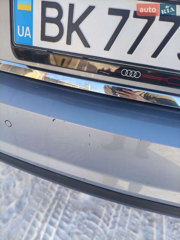 Седан Audi A6 2018 в Карпиловке