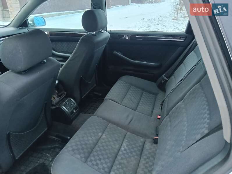 Універсал Audi A6 2001 в Малині