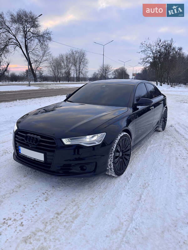 Седан Audi A6 2015 в Запоріжжі