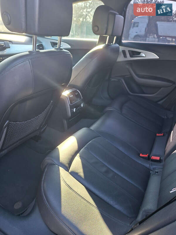 Седан Audi A6 2012 в Измаиле