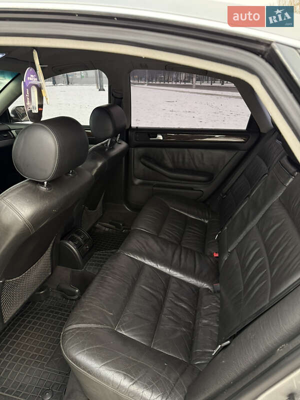 Седан Audi A6 2002 в Кременчуге