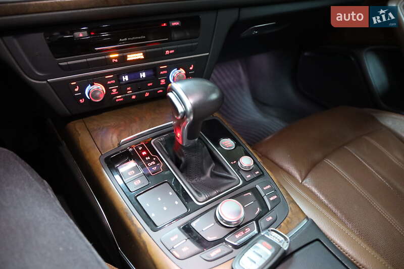 Седан Audi A6 2012 в Луцке
