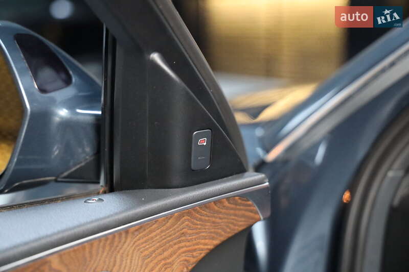Седан Audi A6 2012 в Луцке