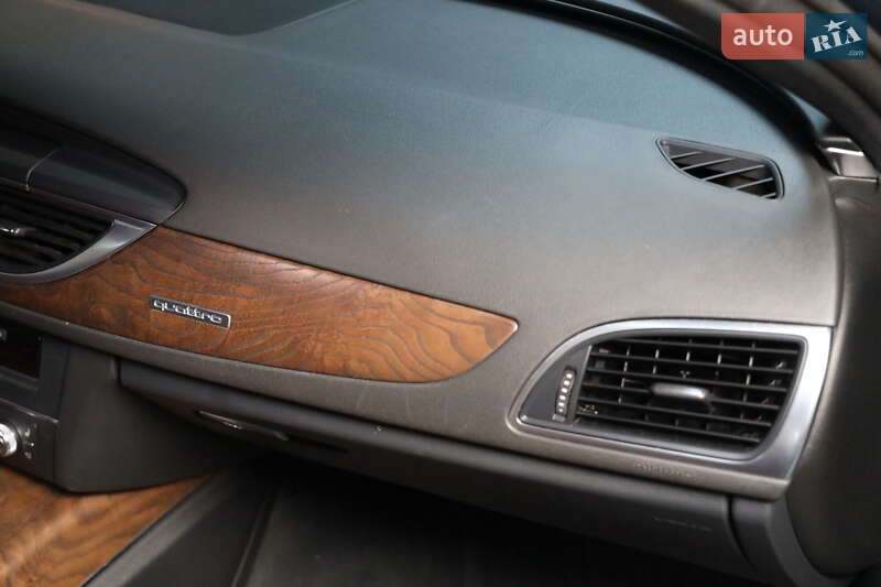 Седан Audi A6 2012 в Луцке