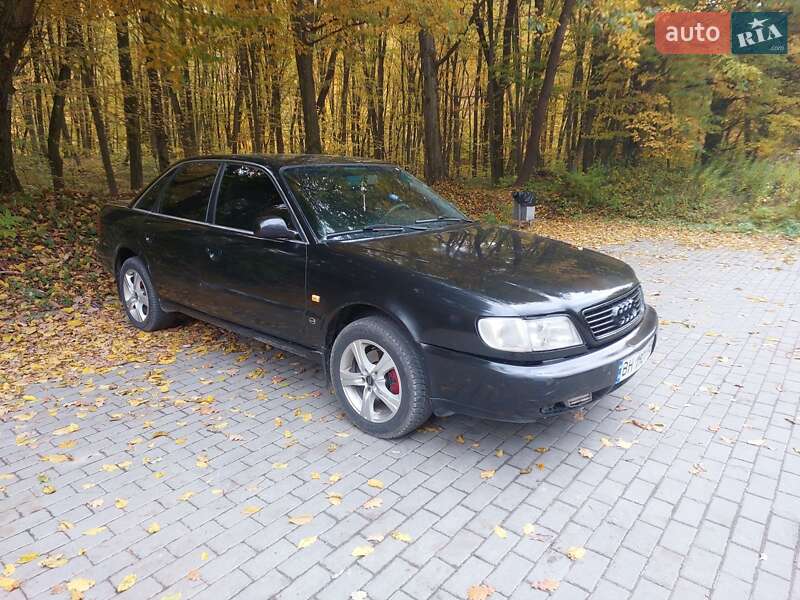 Седан Audi A6 1995 в Кременце