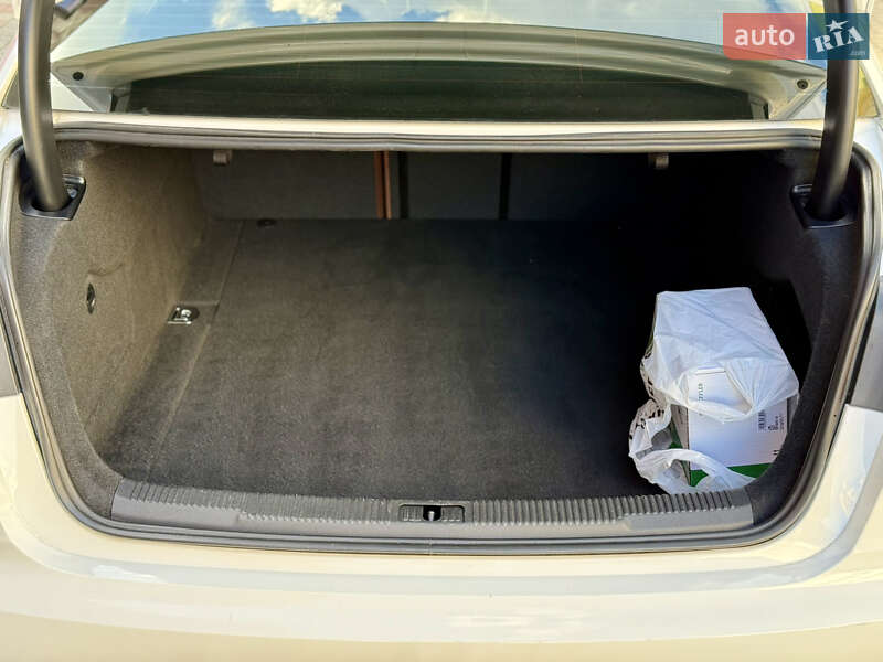 Седан Audi A6 2016 в Львове фото 20 Седан Audi A6 2016 в Львове