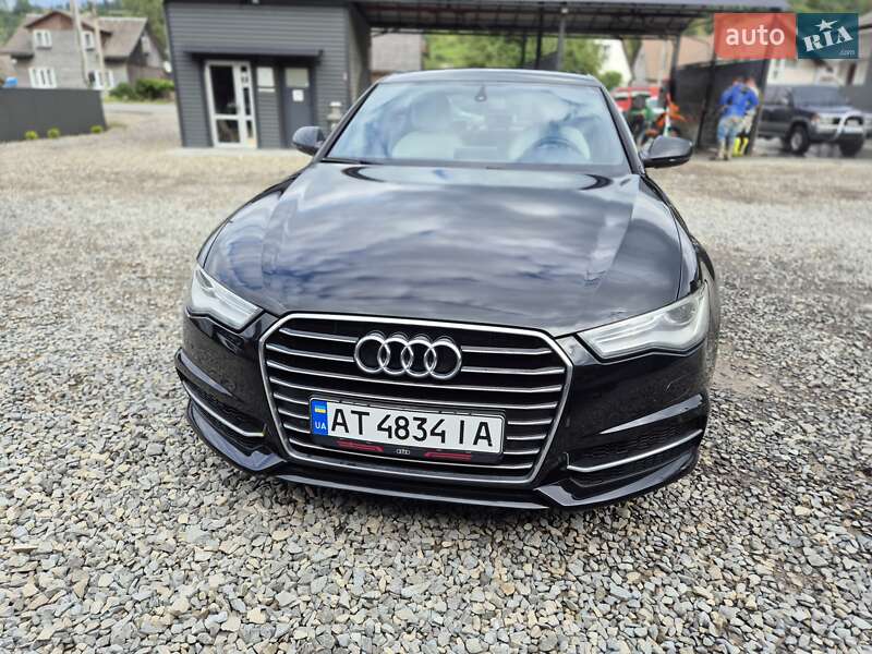 Седан Audi A6 2015 в Рахові