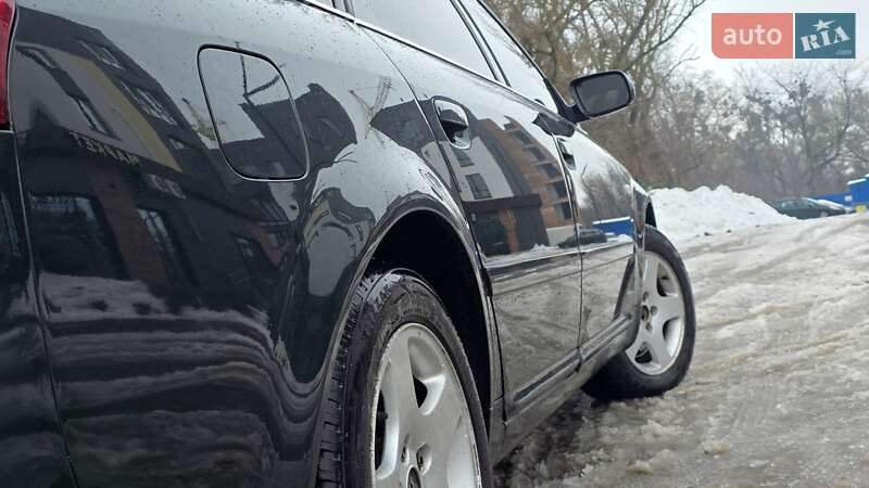 Седан Audi A6 2003 в Луцьку