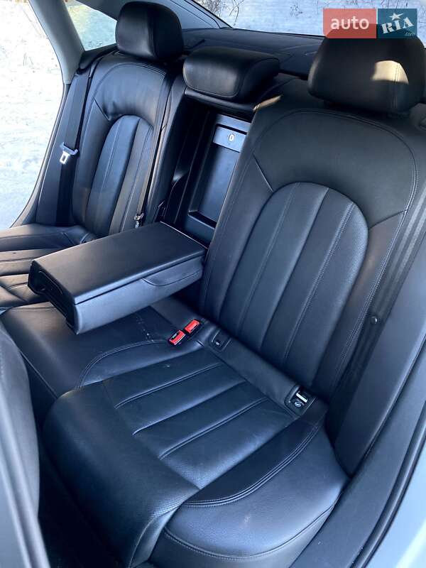 Седан Audi A6 2014 в Володимирі