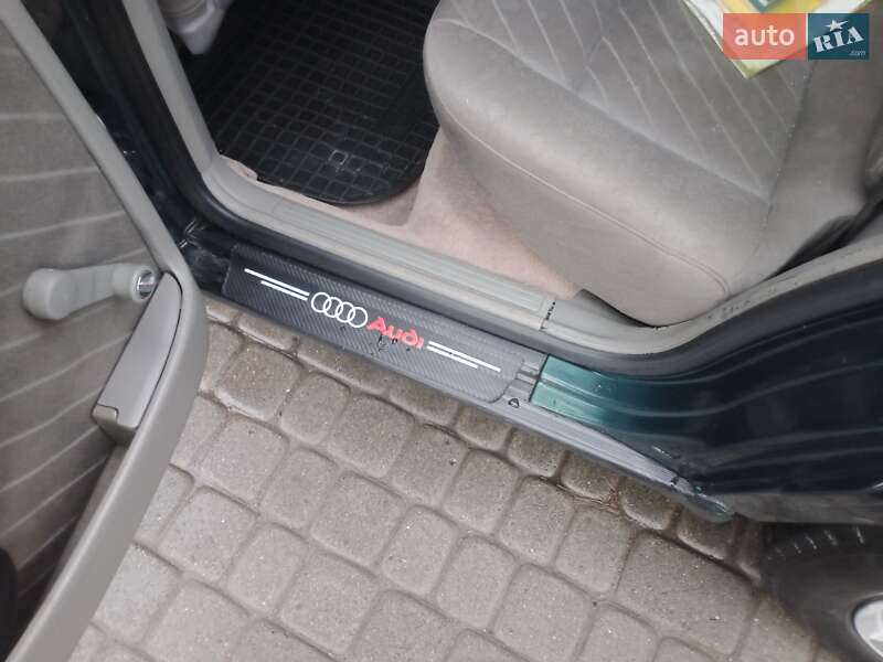 Универсал Audi A6 1996 в Ковеле