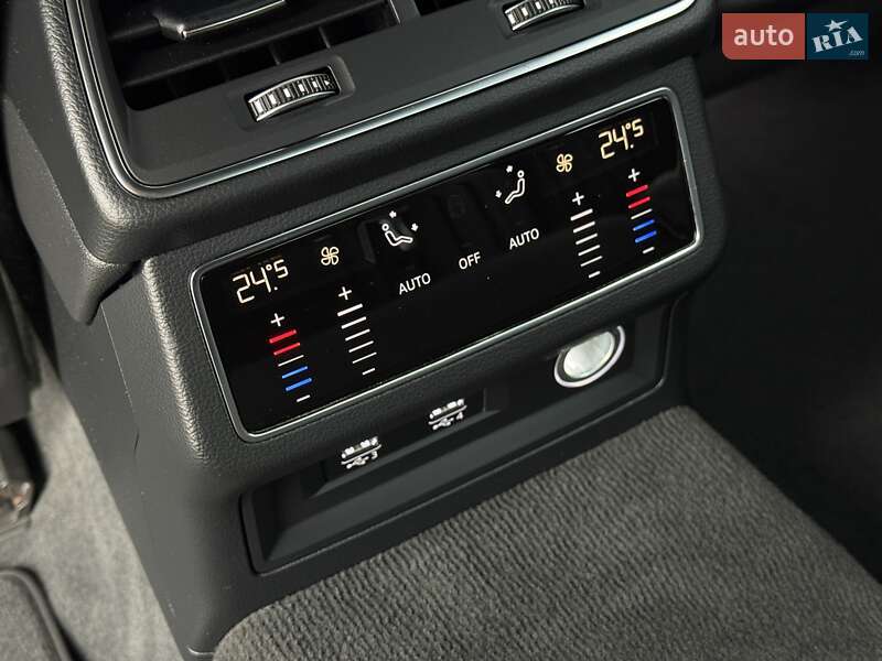 Седан Audi A6 2018 в Мукачевому