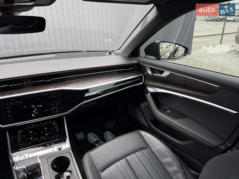 Седан Audi A6 2018 в Мукачевому