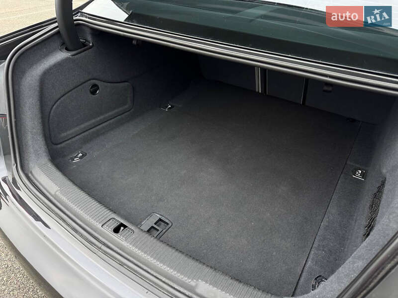 Седан Audi A6 2013 в Києві