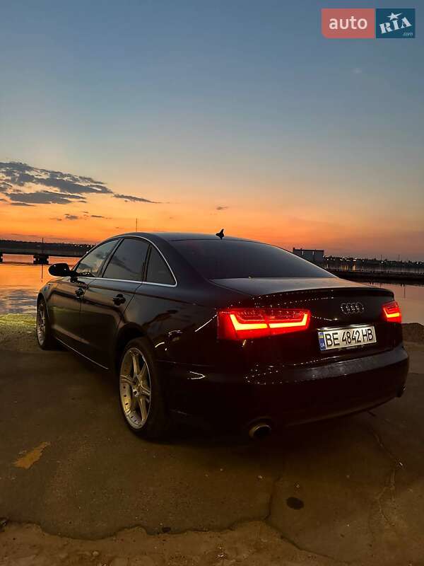 Седан Audi A6 2012 в Виннице