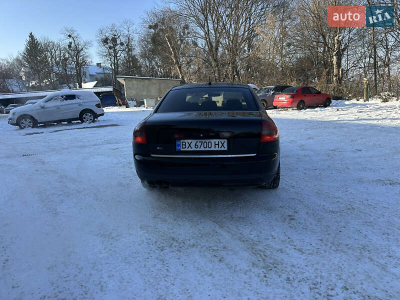 Седан Audi A6 2001 в Черновцах