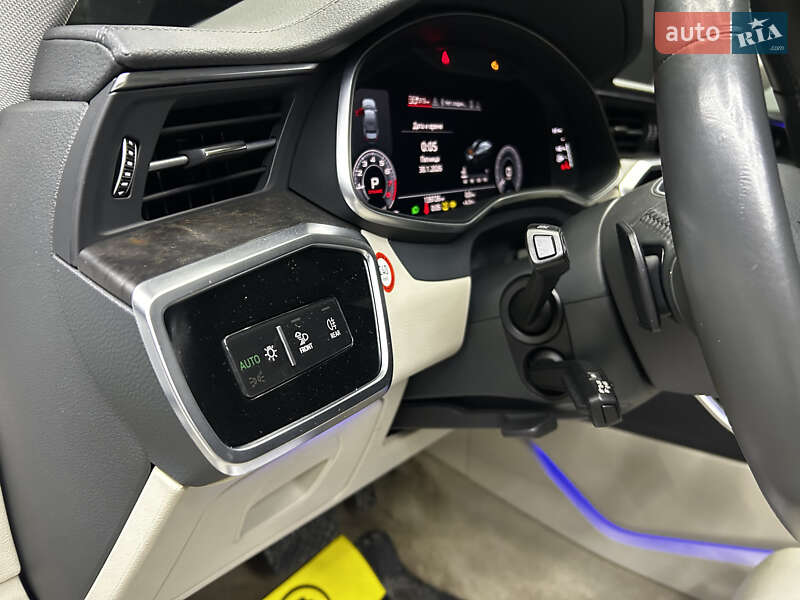 Седан Audi A6 2020 в Черновцах