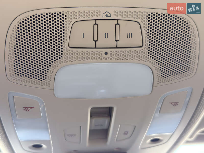 Седан Audi A6 2016 в Киеве