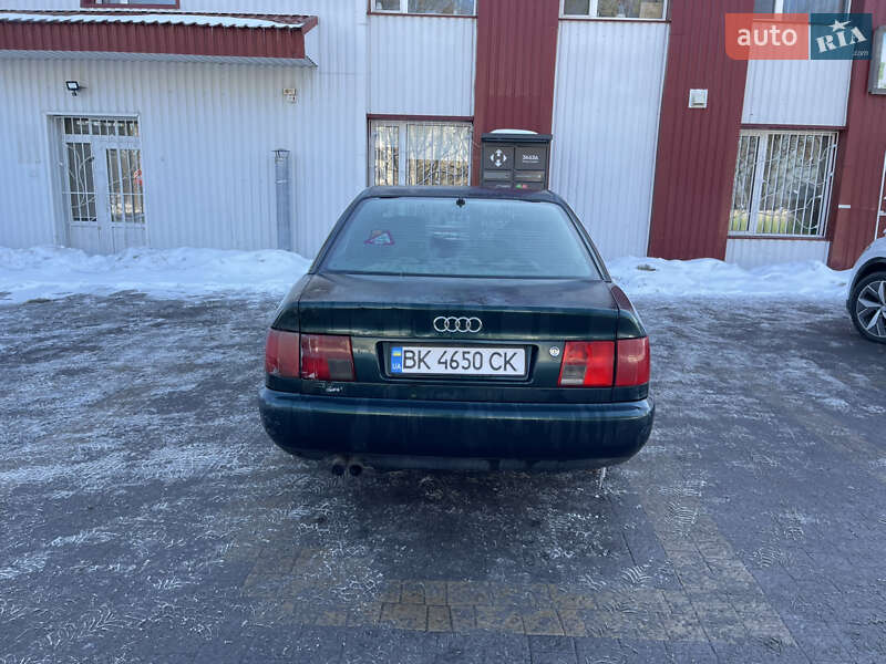 Седан Audi A6 1995 в Рівному