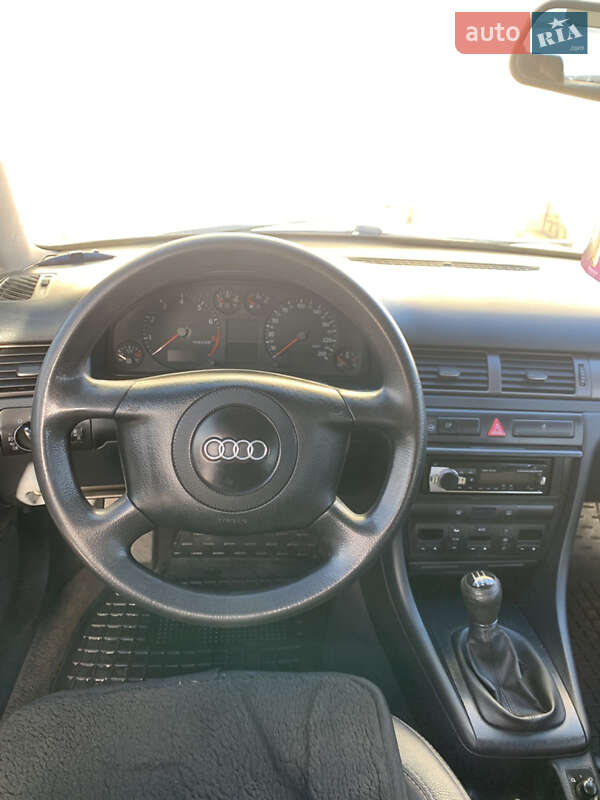 Универсал Audi A6 2001 в Хмельницком