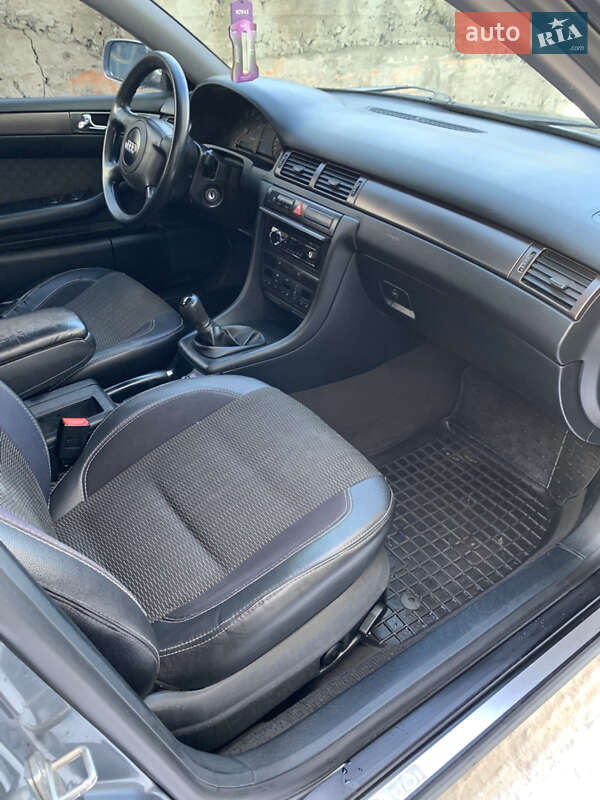 Универсал Audi A6 2001 в Хмельницком