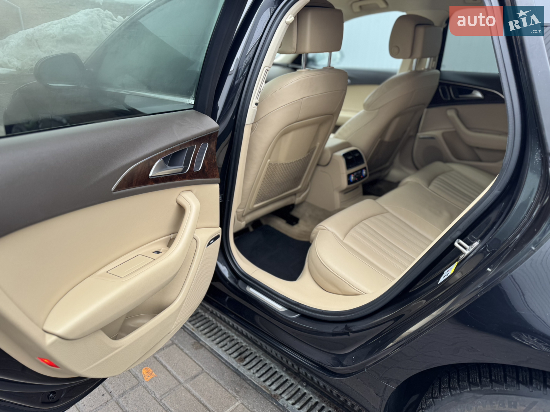 2011 Audi A6 - мініатюра 25