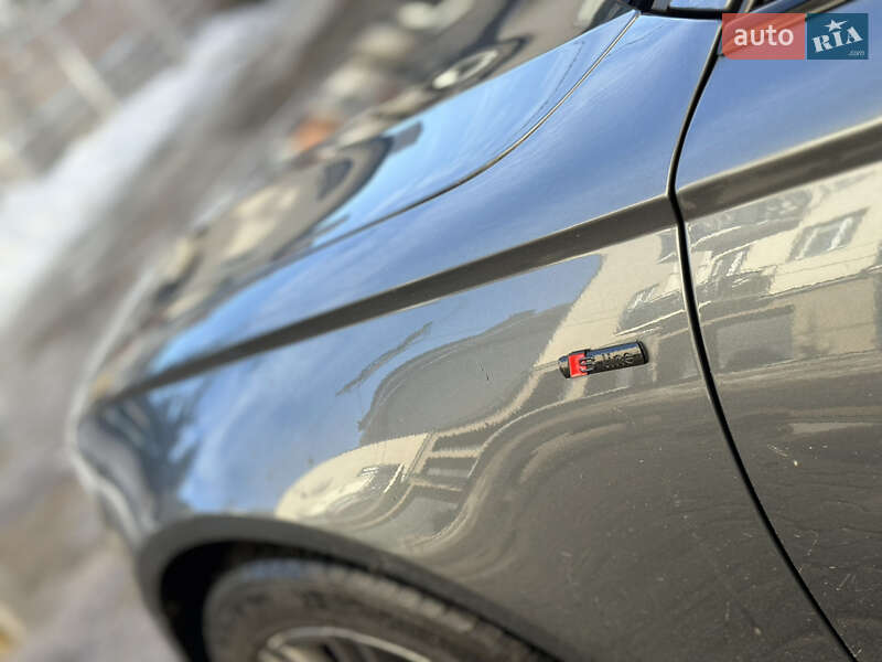 Седан Audi A6 2012 в Ивано-Франковске