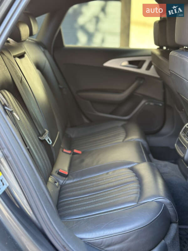 Седан Audi A6 2012 в Ивано-Франковске