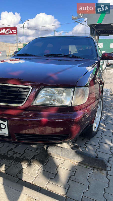 Седан Audi A6 1996 в Чернівцях