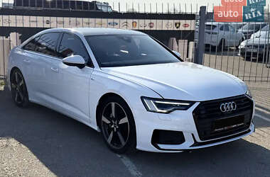 Седан Audi A6 2021 в Чернівцях