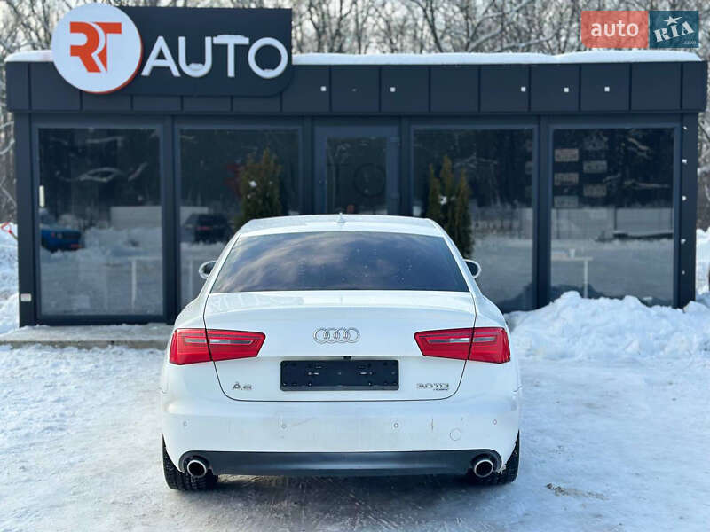 Седан Audi A6 2014 в Львове
